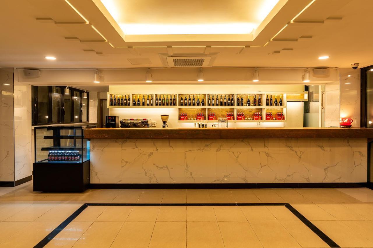Cocoon Hotel Jeju Extérieur photo